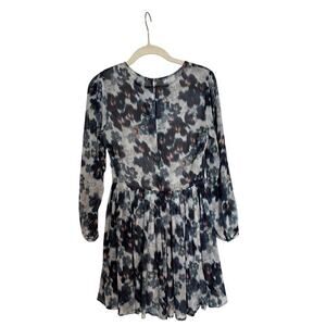 Urban Outfitters Kimchi Blue Long Sleeve Blue Floral Pleated Skirt Dress Size 0‍